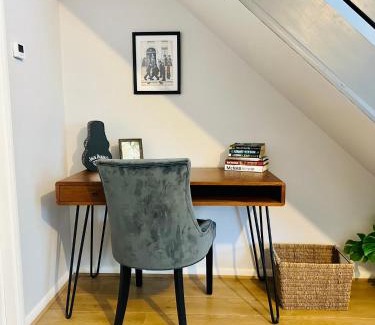 Barrow-on-Trent House | Townhouse in Derby