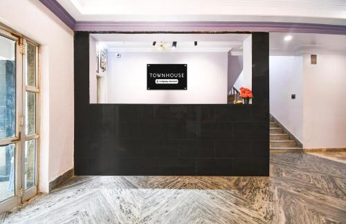 Rayagarha Hotel | Townhouse Jyoti Mahal Road Rayagada