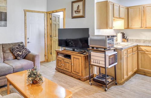 Townsend Cottage | Townsend Cottage on UTV & Snowmobile Trail!