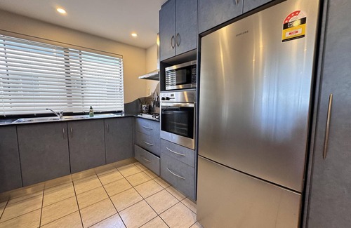 North Ward Apartment | Townsville Apartments & Homes On The Strand - Townsville Apartments & Homes On The Strand 3/103