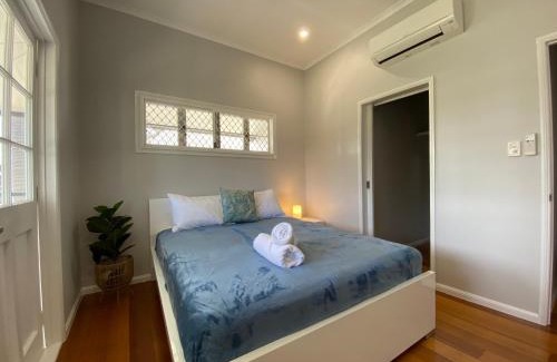 Annandale Villa | Townsville Home on River Park Drive, Annandale