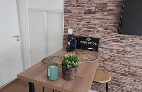 Beauvais Apartment | Très Beau Studio Refait à 5 min du Centre-ville et de la Gare
