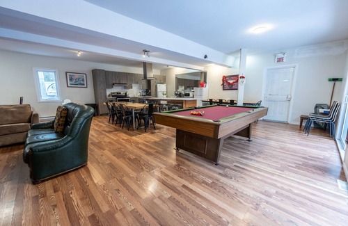 Sainte-Sophie-d'Halifax Ski Chalet | Très spacieux chalet des Vallons et Billard