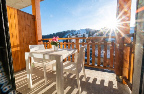 Valberg Apartment | Track view apartment, 4 people, 36m2, 100m from the slopes