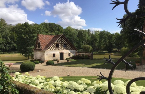 Fransu House | Traditional cottage for a peaceful and relaxing stay