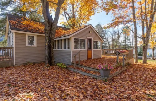 Bala Cottage | Traditional Cottage in Muskoka Lakes Bala