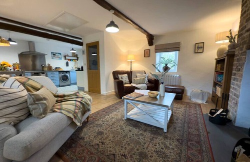 Pennant House | Traditional Country Cottage