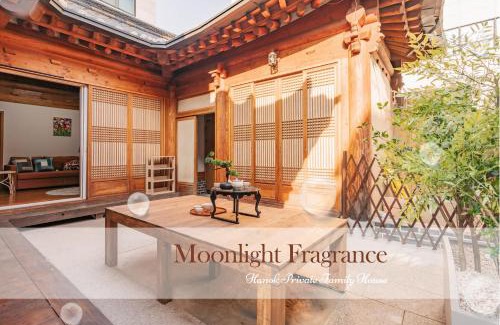 Hyehwa Villa | Traditional family Hanok, Moonlight Fragrance