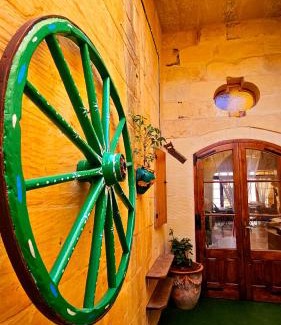 Xaghra House | Traditional Farmhouse Central Gozo