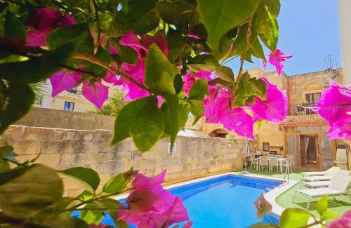 Xaghra House | Traditional Farmhouse Central Gozo