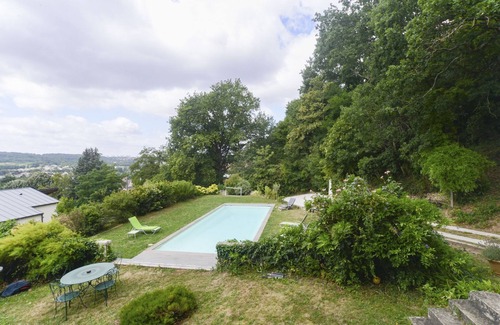 Palaiseau House | Traditional French house with pool and forest, 30 'away from Paris center by RER