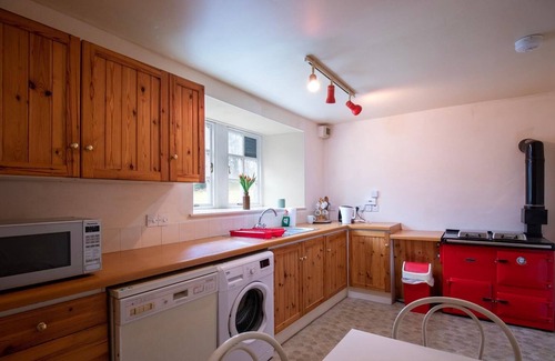 Kemnay House | Traditional & Homely 2BD Cottage in Kemnay