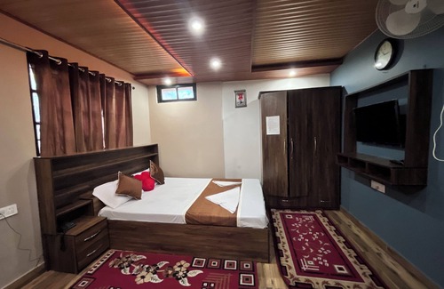 Karsiyang Hotel | TRADITIONAL HOTEL AND RESTAURANT