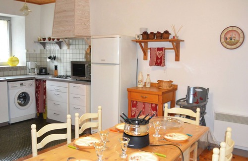Chichilianne House | Traditional house from the Vercors at Trieves