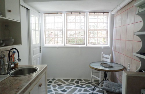idhra House | Traditional island house in the heart of Hydra