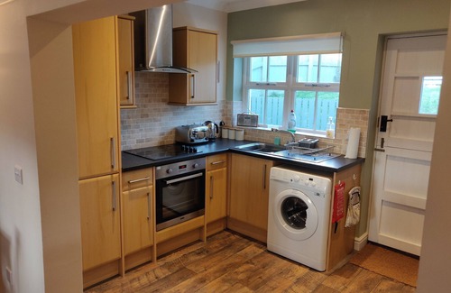 Roch Cottage | Traditional luxury Welsh barn holiday cottage