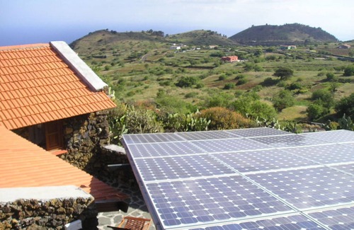 Taibique House | Traditional rural house, tranquility, landscape, renewable energy and WIFI