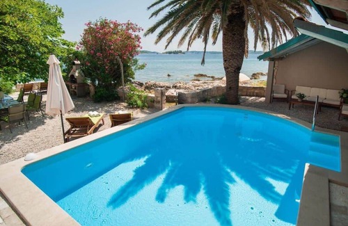 Orebic Villa | Traditional Stone Villa With Amazing Outdoor Pool