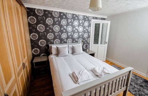 Larkhall House | Traditional Terrace House in Larkhall