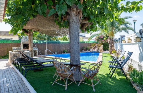 Creixell Villa | Traditional Villa