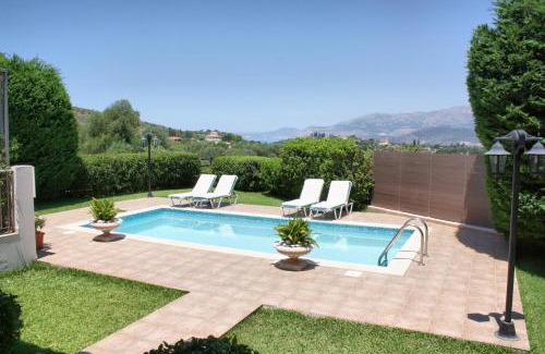 Lakithra Villa | Traditional Villa Mandola
