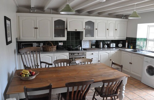 Llwyngwril Cottage | Traditional Welsh Cottage In Snowdonia National Park. Visit Wales 4 Star Rated