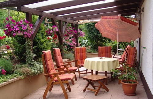 Ramberg Apartment | traffic-free, quiet site, terrace, BBQ cottage,relaxing greens,for allergic pers