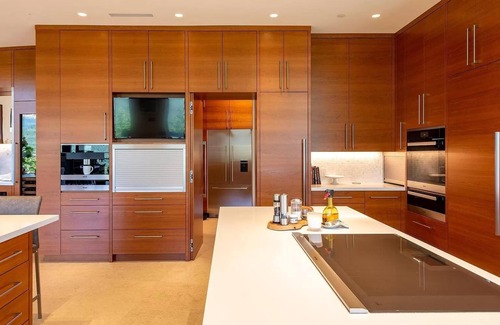 Whistler Creekside Ski Chalet | Trails End Kadenwood, super luxury estate, ski-in/out, hot tub, putting green