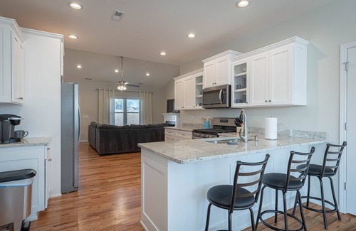 Morganton House | Trailside Escape on the Fonta Flora Trail and near Lake James!