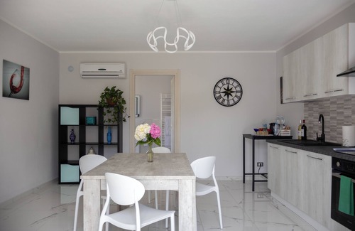 Govone Apartment | TRAMONTO, Roero Sunset