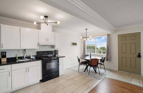 Edgemar - Pacific Manor Apartment | Tranquil 2BR with Coastal and Mountain Views