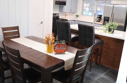 Kempwood House | Tranquil 3-bedroom house in Houston with WiFi