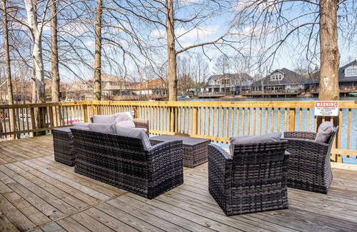 Clear Lake Shores House | Tranquil 3-bedroom house with dock in Kemah