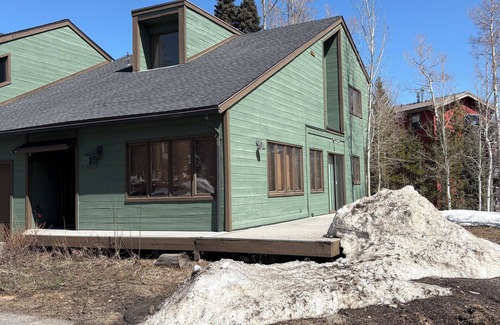 Wildernest House | Tranquil 3 bedroom townhome above Silverthorne
