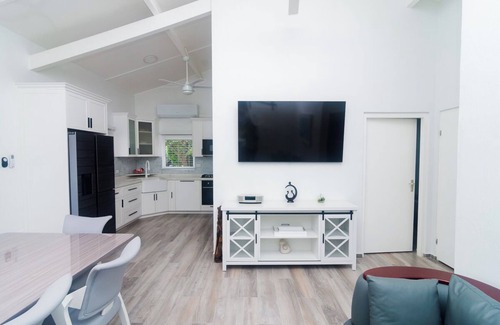 Santa Cruz Villa | Tranquil 3BR Aruba Villa Escape w/Pool, Gazebo & Car Near Waterpark