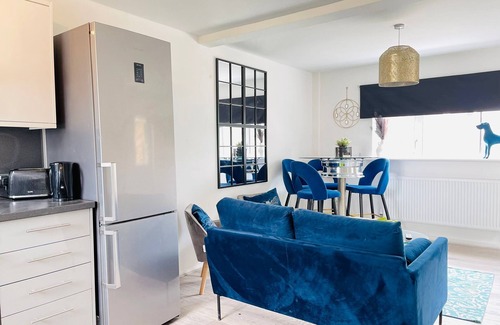Peterborough House | Tranquil 3BR Retreat | Pet-Friendly + Free Parking