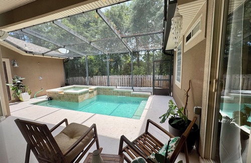 Niceville House | Tranquil 4 bedroom 3 bathroom home in blue water Bay 6 miles from Destin beaches