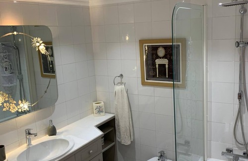 Mosta Other | Tranquil and Unique traditional 400 Yr Farmhouse with jacuzzi and bbq
