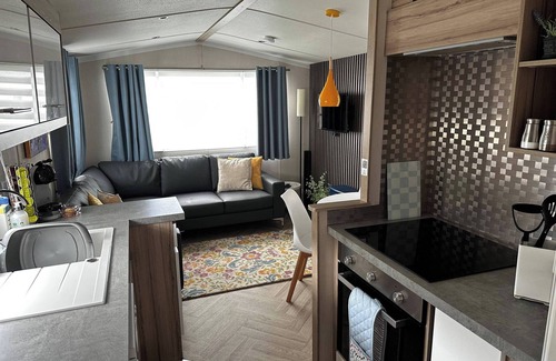 Port Seton Cabin | Tranquil Caravan Retreat by the Seaside, PortSeton