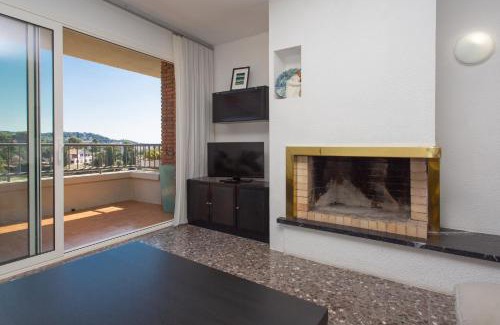 Sant Andreu de Llavaneres Apartment | Tranquilidad junto al mar con piscina