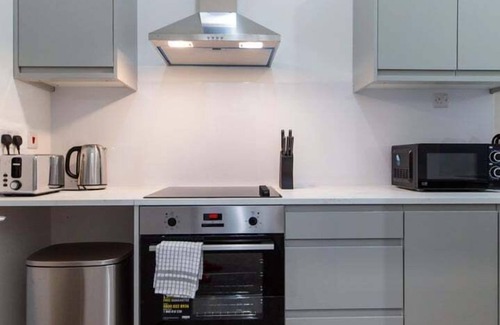 Woodhouse Apartment | Tranquil haven in London