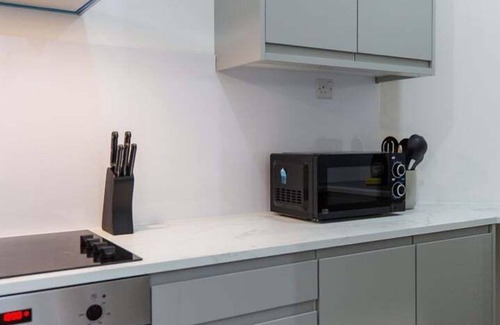 Woodhouse Apartment | Tranquil haven in London