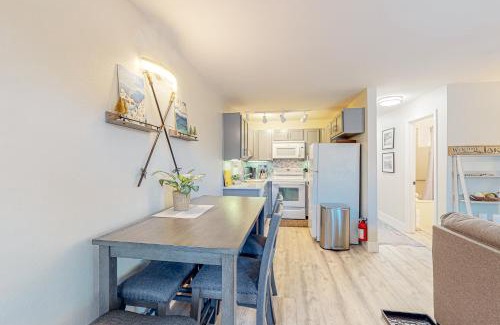 Tahoe Village Apartment | Tranquil Haven Retreat - DSTR1068