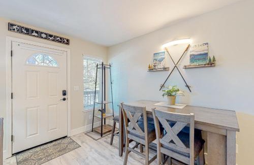Tahoe Village Apartment | Tranquil Haven Retreat - DSTR1068