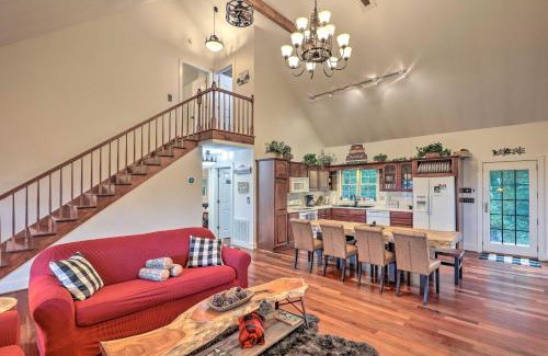 Gerton House | Tranquil Hendersonville Cabin with Mountain Views!