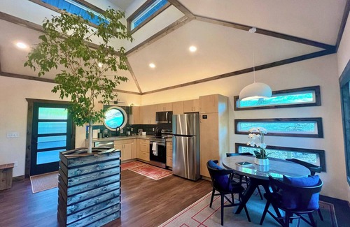 Denniston Cabin | Tranquil Hideaway: Hot Tub, Sauna, Massage Chair