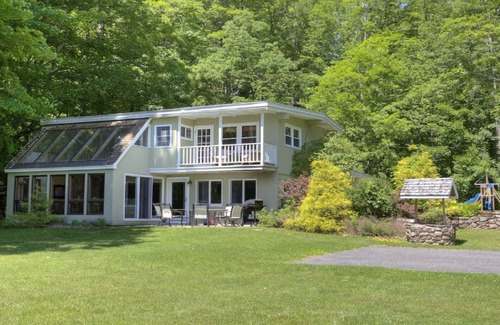 Pittsfield House | Tranquil Lake House Getaway on Onota Lake