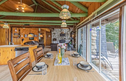 Grand-Remous Ski Chalet | Tranquil Lakeside, Private Dock, Kayak, Fire Pit