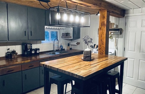 Pottersville Cabin | Tranquil Log Cabin adjacent to Mark Twain National Forest + minutes to the river