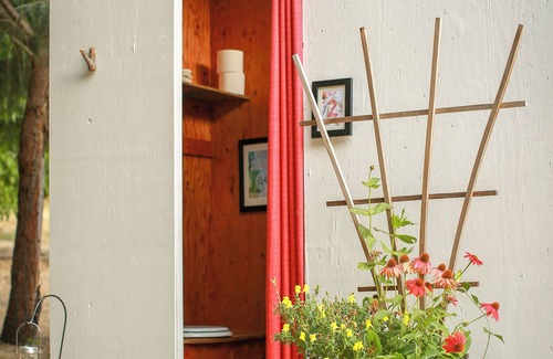 Burnt Ranch Bed & Breakfast | Tranquil Mountain Glamp: Swimming, Organic Meals, Hike Trails + Kayaking